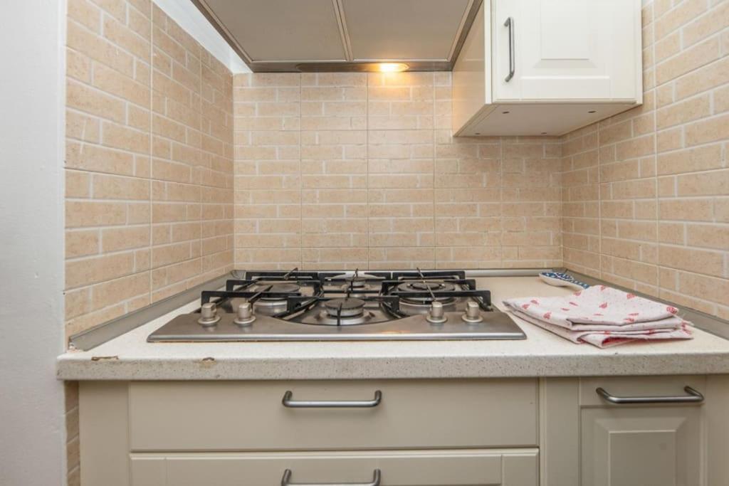 Liberty House, In Stile Retro! Apartment Milan Bagian luar foto