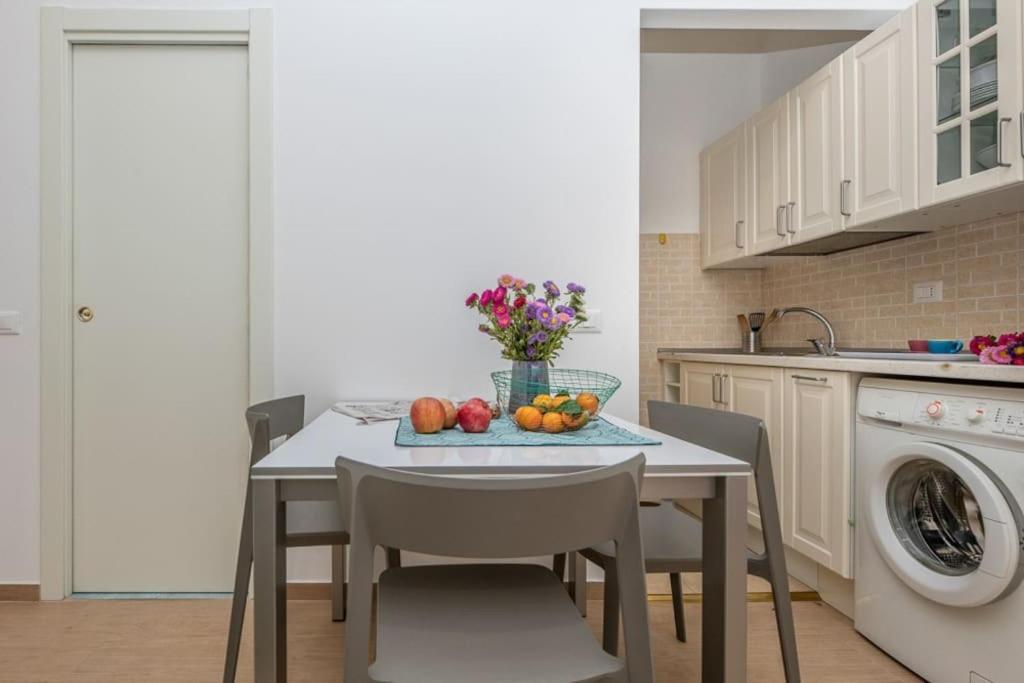 Liberty House, In Stile Retro! Apartment Milan Bagian luar foto