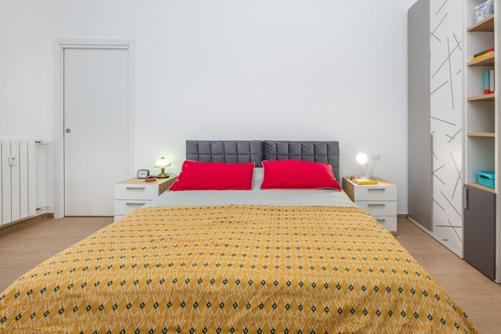 Liberty House, In Stile Retro! Apartment Milan Bagian luar foto