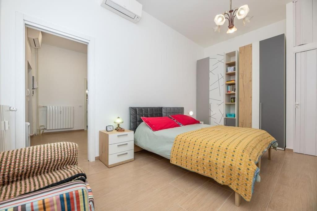 Liberty House, In Stile Retro! Apartment Milan Bagian luar foto