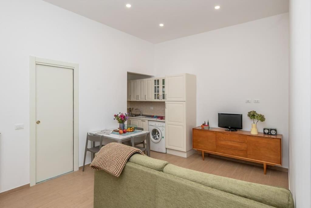 Liberty House, In Stile Retro! Apartment Milan Bagian luar foto